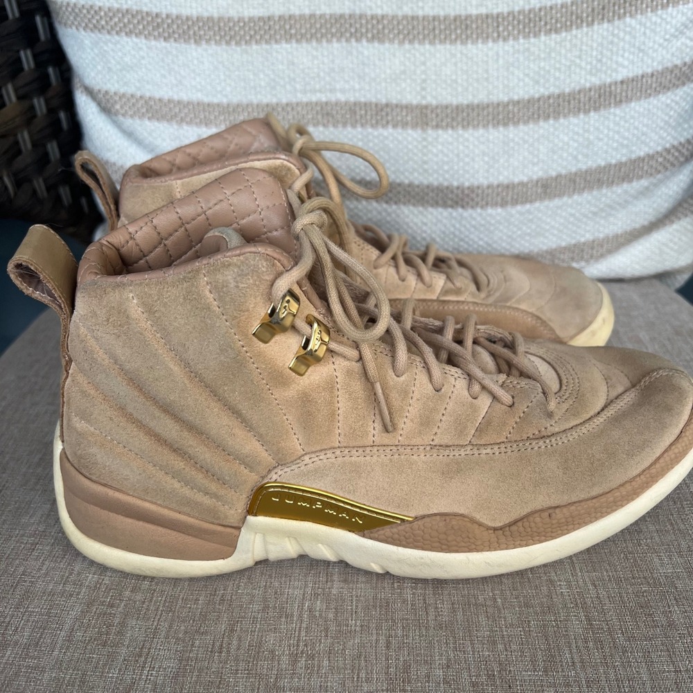 Air Jordan Women 12 Retro Vachetta Tan Suede Gold Sneaker 9.5 (Men 8) AO6068-203